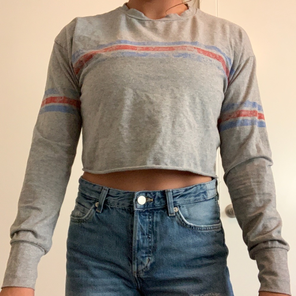 Cropped distressed long sleeve size small
